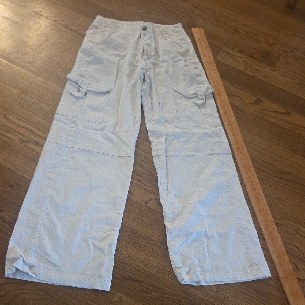American Eagle Outfitters Wide-Leg Cargo Pants in Light Beige